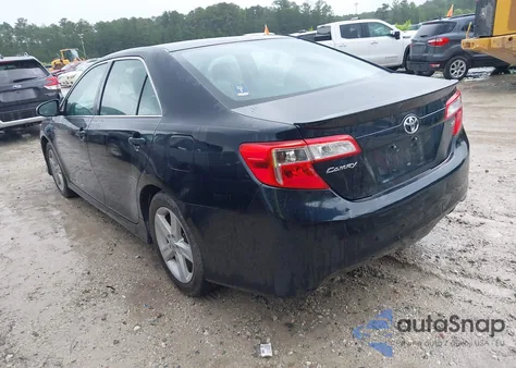 2012 Toyota Camry Se z USA, uszkodzony, nr VIN 4T1BF1FK6CU102076